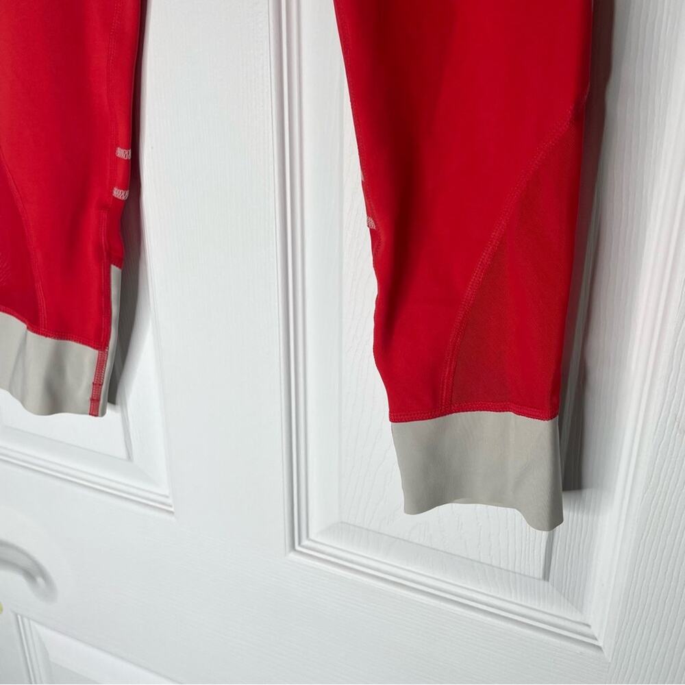 NWT ZYIA Grey in Red Game Day Light n Tight Picket 7/8 24” Size 4 - Picture 3 of 5